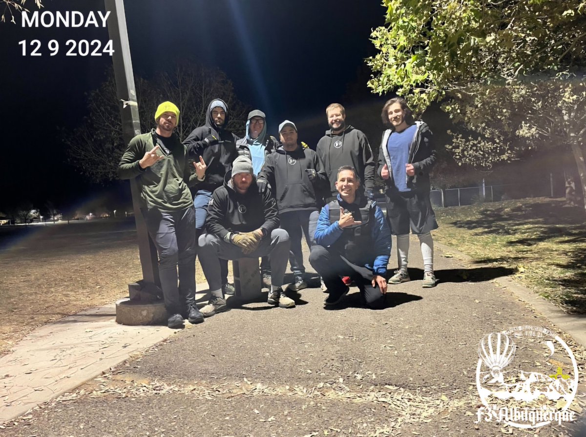 Cold difficult workouts yield strong determined minds.

It's been pretty chilly out in the gloom so far this week, but pushing beyond comfort limits only makes you stronger. Soooo....GET AFTER IT!!! 💪

#f3nation