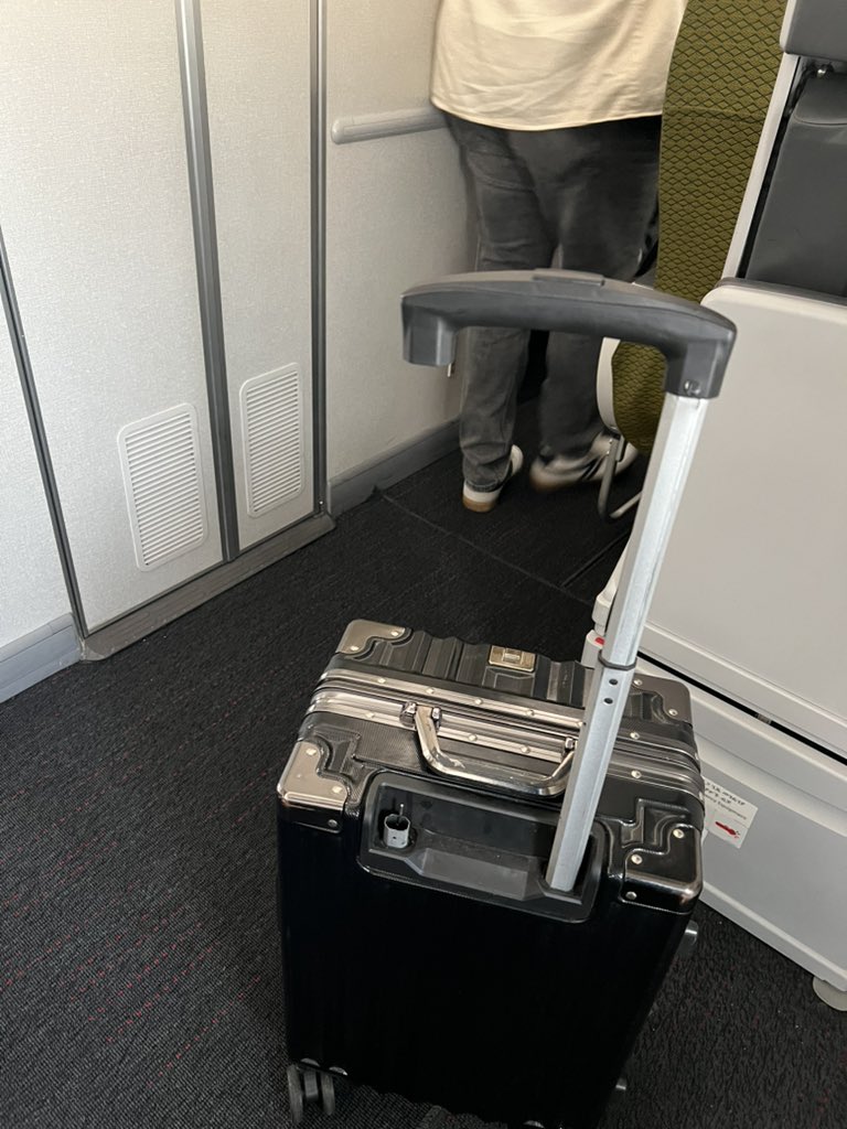 Rabonni2's tweet photo. @flyethiopian Attention: Ethiopian Airlines Group CEO, Mr Tasew,Customer Relations,Ground Serv, this is my third email in 14days.Please I will greatly appreciate you kindly respond to my email sent 14 days ago on my complaint for the unprofessional,unfriendly encounter of your ground staff. https://t.co/2WDkCJHlEz