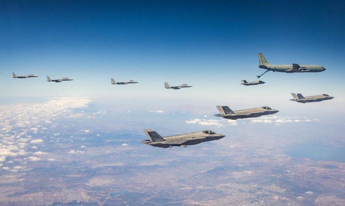 BenefitNews24's tweet photo. #MiddleEast's media cites #IsraelArmyRadio: "After #dismantling 85% of #Syria's #defence #facilities, the #IDF may target #Iran's #nuclear #sites. The #IDF #fears Iran, feeling #isolated, could #accelerate its #nuclear program or #launch a #hasty #attack."
#Iran-nuclear-program, #Iran-Israel-conflict,
#Middle-East-tensions, #Military-strategy, #Regional-security, #geopolitics #Hezbollah #Hamas #Lebanon #HTS