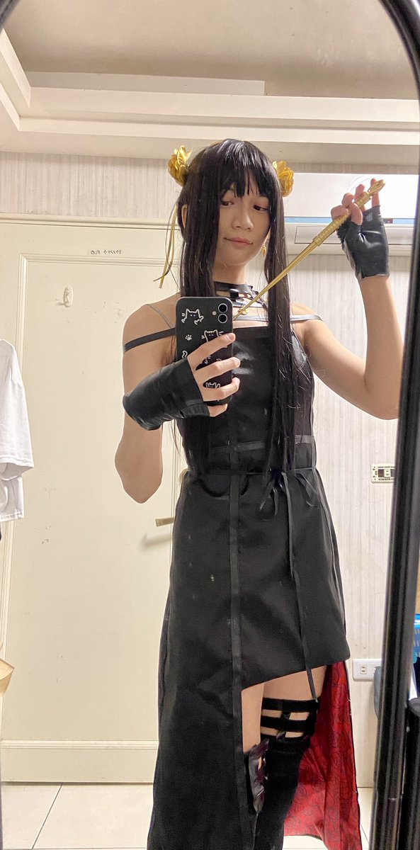 Haruko921115's tweet photo. 「恕我冒昧，請允許我取走您的性命」
                                                      —約兒•布萊爾

#男の娘 #cosplay #SPY_FAMILY https://t.co/oP0dahYnBW