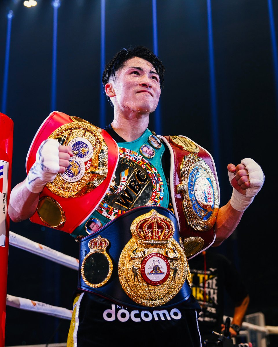 The Players' Tribune Japan (@tptjapan) on Twitter photo 2年前の今日、世界で史上9人目の4団体統一王者となった <a href="/naoyainoue_410/">井上尚弥 Naoya Inoue</a> 🥊 4団体すべてKO勝ちでの王座奪取は井上尚弥が史上初。
👑 WBA / 2018
👑 IBF / 2019
👑 WBC / 2021
👑 WBO / 2022 2年前の今日、世界で史上9人目の4団体統一王者となった <a href="/naoyainoue_410/">井上尚弥 Naoya Inoue</a> 🥊 4団体すべてKO勝ちでの王座奪取は井上尚弥が史上初。
👑 WBA / 2018
👑 IBF / 2019
👑 WBC / 2021
👑 WBO / 2022