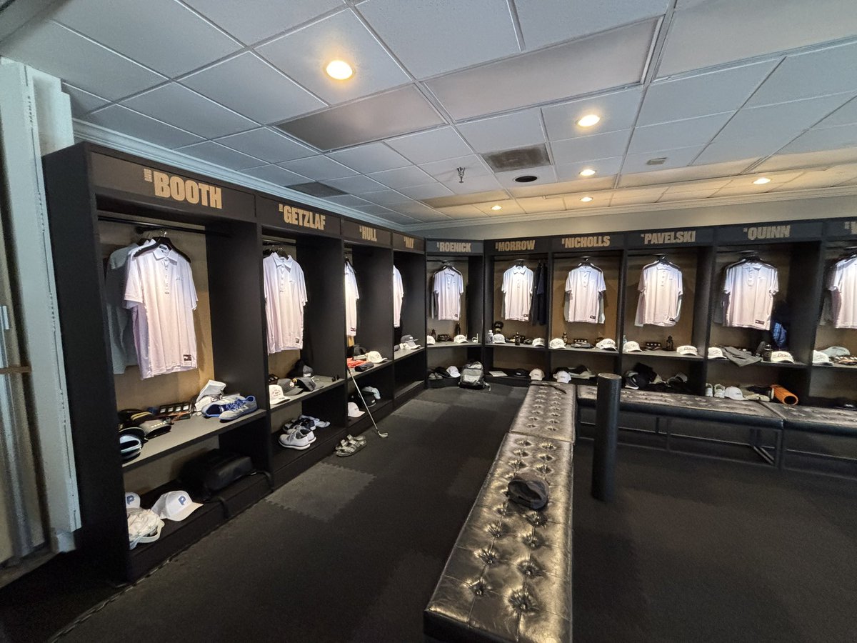 Totally blown away by what they are doing <a href="/prorivalsopen/">THE PRO Rivals Open</a> - absolutely incredible. This is one of the locker rooms. New outfit everyday. <a href="/etzelagency/">ETZEL</a> has knocked it out of the park!