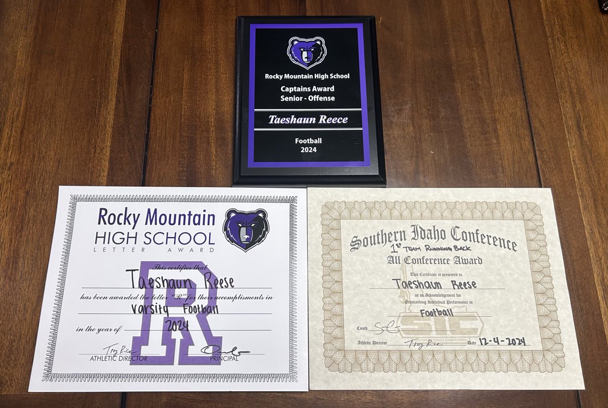 Grateful to receive these following awards!! 🙏🏾
Offensive Senior Captain Award ✅
4th year letter ✅
1st Team All Conference ✅
<a href="/gorockyfootball/">Rocky Football</a> <a href="/papaoliver3/">LAMONT OLIVER</a> <a href="/CrinerScott/">Scott Criner</a> <a href="/BanksBoy89/">Andre Banks</a> <a href="/QMikell27/">QMikell27</a> <a href="/PrepRedzoneID/">Prep Redzone Idaho</a> <a href="/PGregorian/">Paul Gregorian</a>