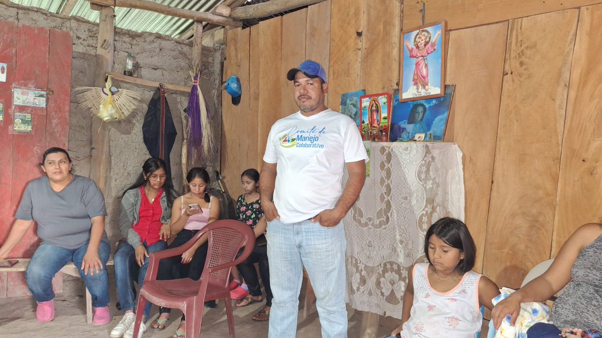 MarenaNicaragua's tweet photo. En el marco del proyecto #GEF5, realizamos capacitación a los miembros de los Comité de Manejo Colaborativo sobre la restauración de paisajes y biodiversidad, en la Reserva Natural Cerro Mombachito - La Vieja, Camoapa, Boaco.
#GEF5 https://t.co/sRlZSw9Awm