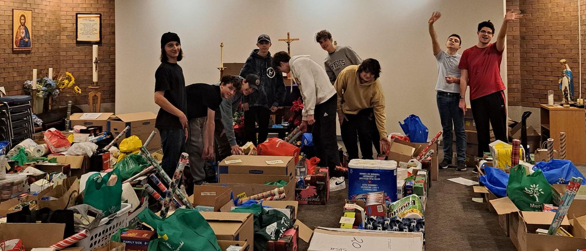 AllSaintsOCSB's tweet photo. All Saints helps over 55 families again this year with Christmas Hampers! #ThisisAsh https://t.co/bxCsoxUOhJ