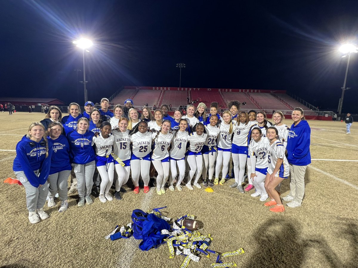 SEBHSAthletics's tweet photo. 🚩 🏈 SEBHS FLAG FOOTBALL 🚩 🏈
🚨 FINAL SCORE 🚨 
✅ SEBHS 27 | DCHS 0

SEB Flag Football advances to the GHSA State Championship at 12 PM on Monday (12/16) at Mercedes-Benz Stadium. https://t.co/L7aAIHaZp8