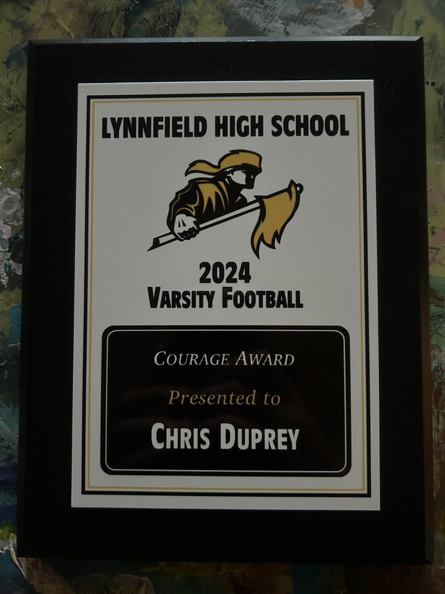 chrisduprey9's tweet photo. I am very honored to have been presented with the Courage Award at last night’s banquet! I’m incredibly grateful for the support and inspiration from all of my teammates and coaches. 
@stevenMconnolly @LHSPioFootball @MrLamusta https://t.co/5EvQA7m74v