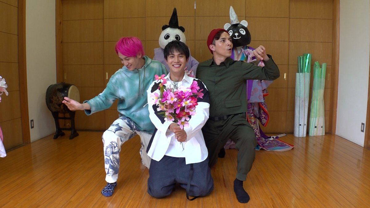 meshidora_ntv's tweet image. 🎸音効さんが選ぶ！メシドラ的プレイリスト📷
先週放送の『メシドラ』でかかった曲の中から
BGMのプロ、音効さん厳選のプレイリストをお届け♫

TVerもぜひ！  tver.jp/series/sr2too3………

♪ SUPERBOY / 1999s
♪ Marron / THE TREES
♪ Chill / Potomelli
♪ 君にとって / kobore