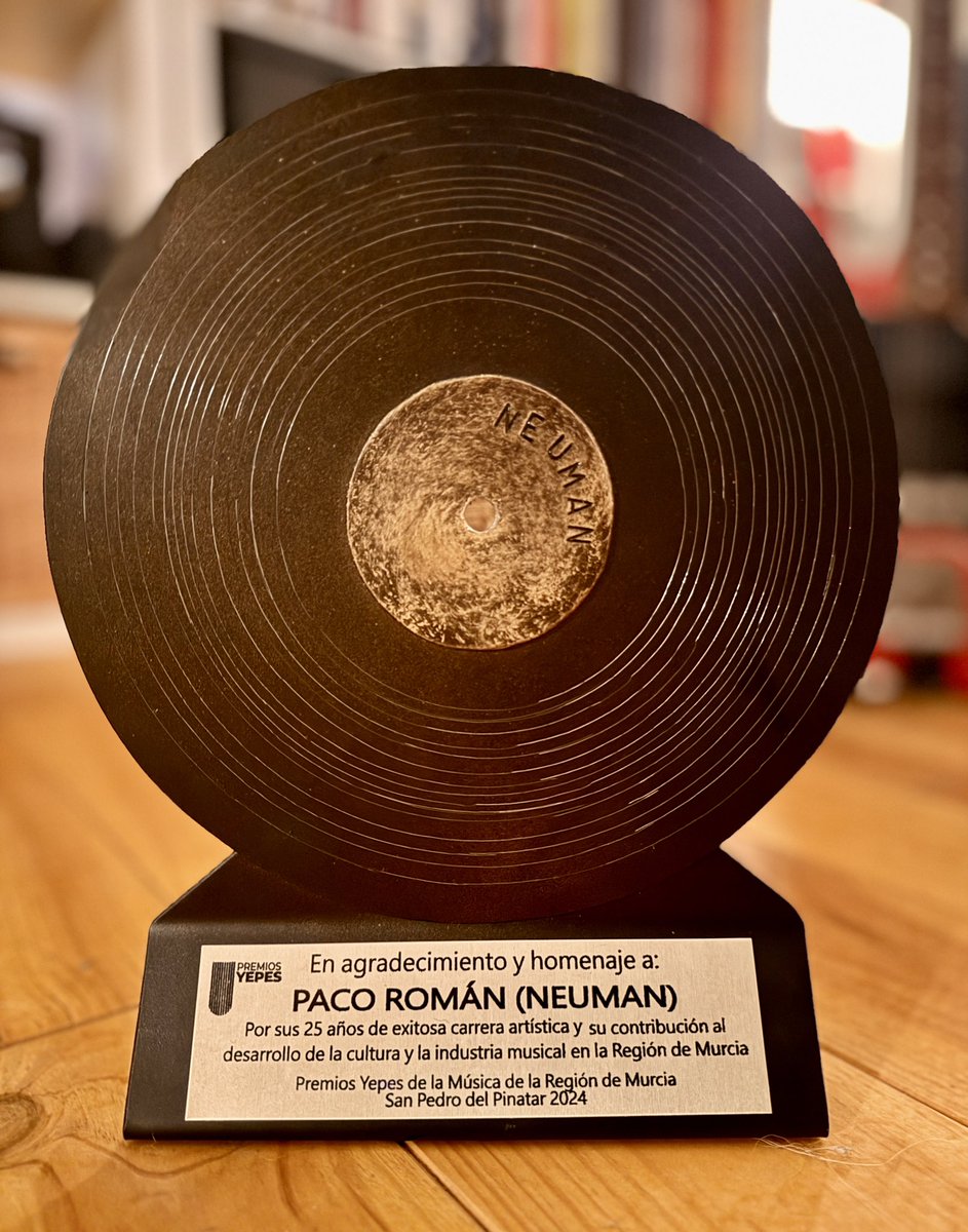 Enormemente emocionado y agradecido por haber recibido el más alto galardón de la música murciana, #premiosyepes
Me hace sentir muy querido y profeta en tu tierra, que ya es mucho decir.
Me han llamado embajador de la música murciana.
1k Gracias❤️.
<a href="/Subterfugerec/">Subterfuge Records</a> <a href="/intromusica_pro/">Intromúsica</a>