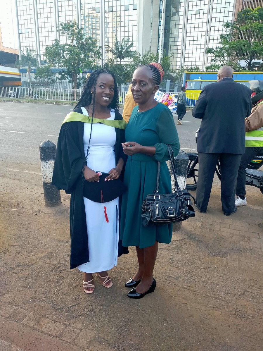 Mataralela's tweet photo. Congratulations to Marion Andenga  on this incredible achievement! I hope you find all of the success and happiness in the world as you start this exciting new chapter of your life. #uonclass2024 #UoN72graduation https://t.co/76vUrZR2tk