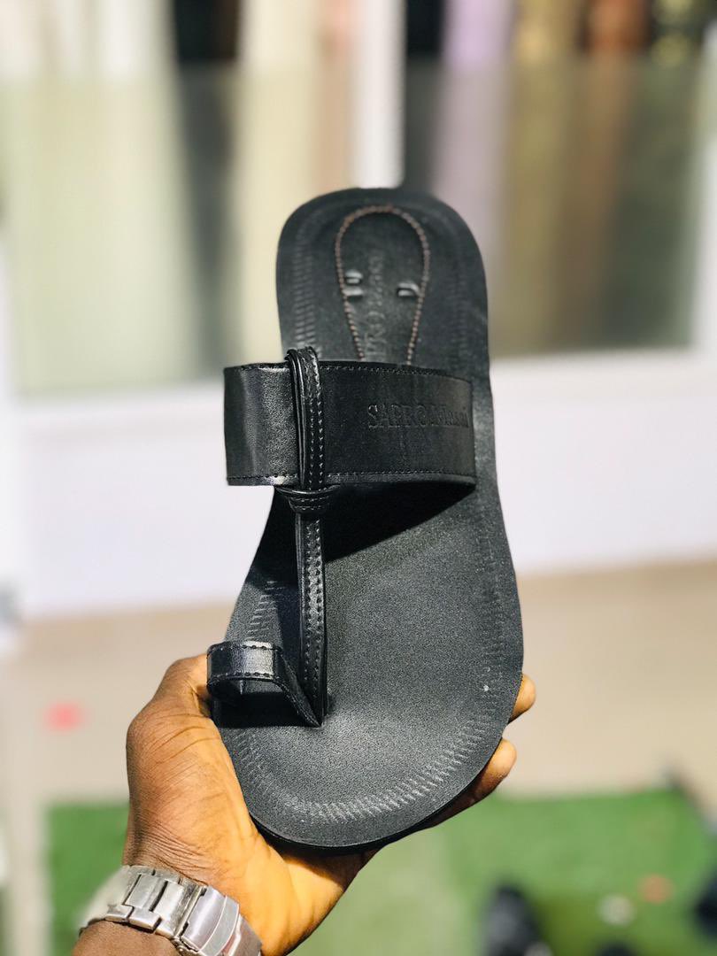 Sallamasally_'s tweet photo. nisaidie kurt 
Tsh 15,000/= 
0657055716 call or whatsapp link ipo kwenye my bio
Tunafanya delivery/mkoani tunatuma. https://t.co/8hhDpTus8h