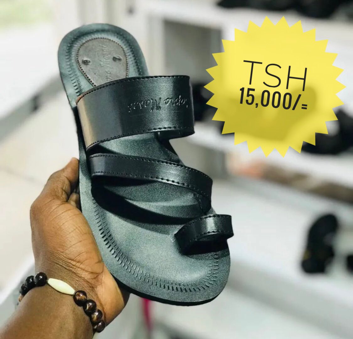 Sallamasally_'s tweet photo. nisaidie kurt 
Tsh 15,000/= 
0657055716 call or whatsapp link ipo kwenye my bio
Tunafanya delivery/mkoani tunatuma. https://t.co/8hhDpTus8h