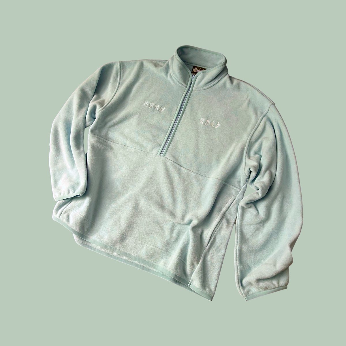 🫴𝑵𝒆𝒘 𝑨𝒓𝒓𝒊𝒗𝒂𝒍🫴

FINGER FLEECE HALF ZIP PULLOVER

color : BLACK , MINT
size : L , XL