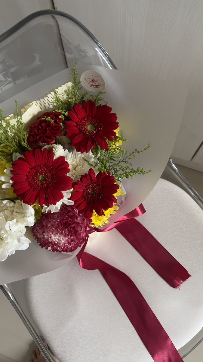 florist jakarta 𓇢𓆸 | kel tweet media