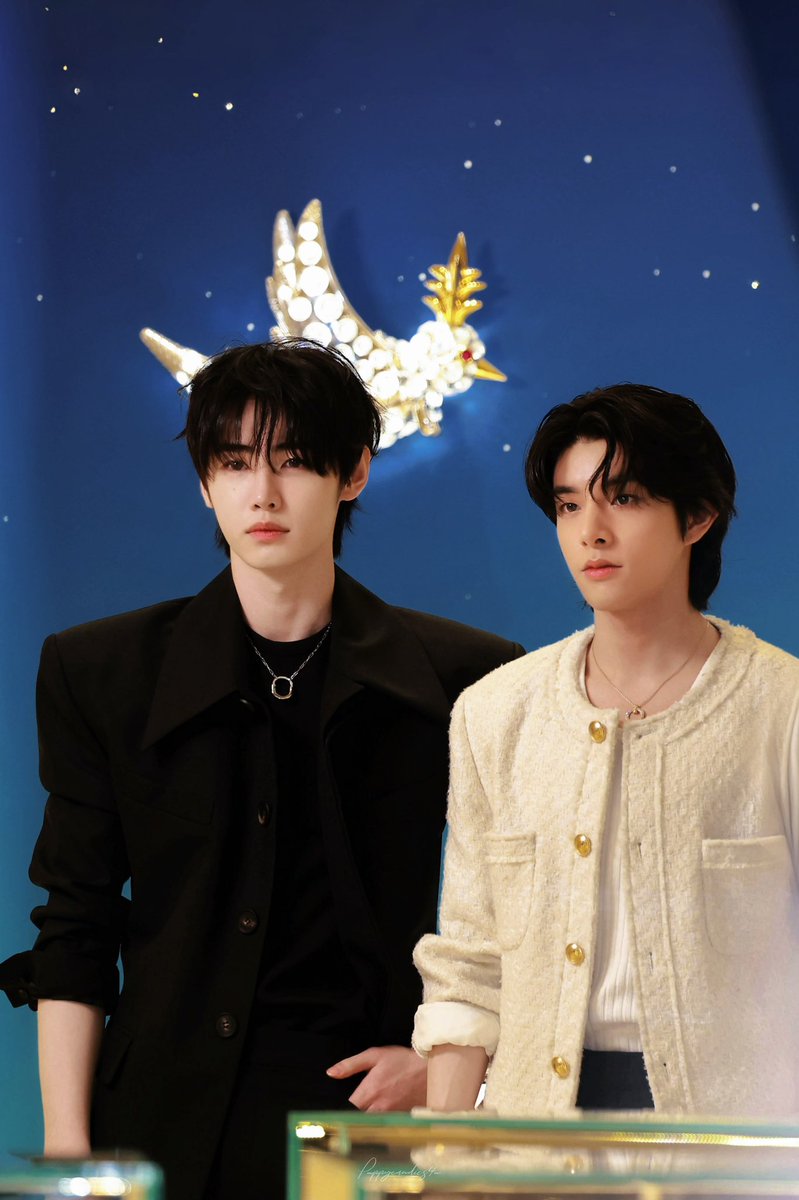 kissmypuppies's tweet photo. 241213 Tiffany&amp;Co.

#엔하이픈 #ENHYPEN #sungjake #jakehoon 
#성훈 #SUNGHOON #ソンフン
#제이크 #JAKE #ジェイク https://t.co/iLcRrNPvjP