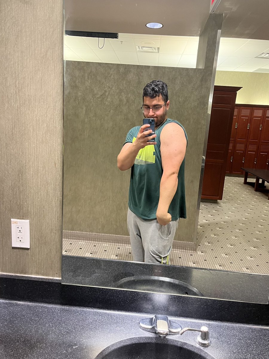 Altima_RL's tweet image. Some progress pics

First pic: December 8th 2024
Second pic: November 22nd, 2023
Third pic: November 8th, 2022