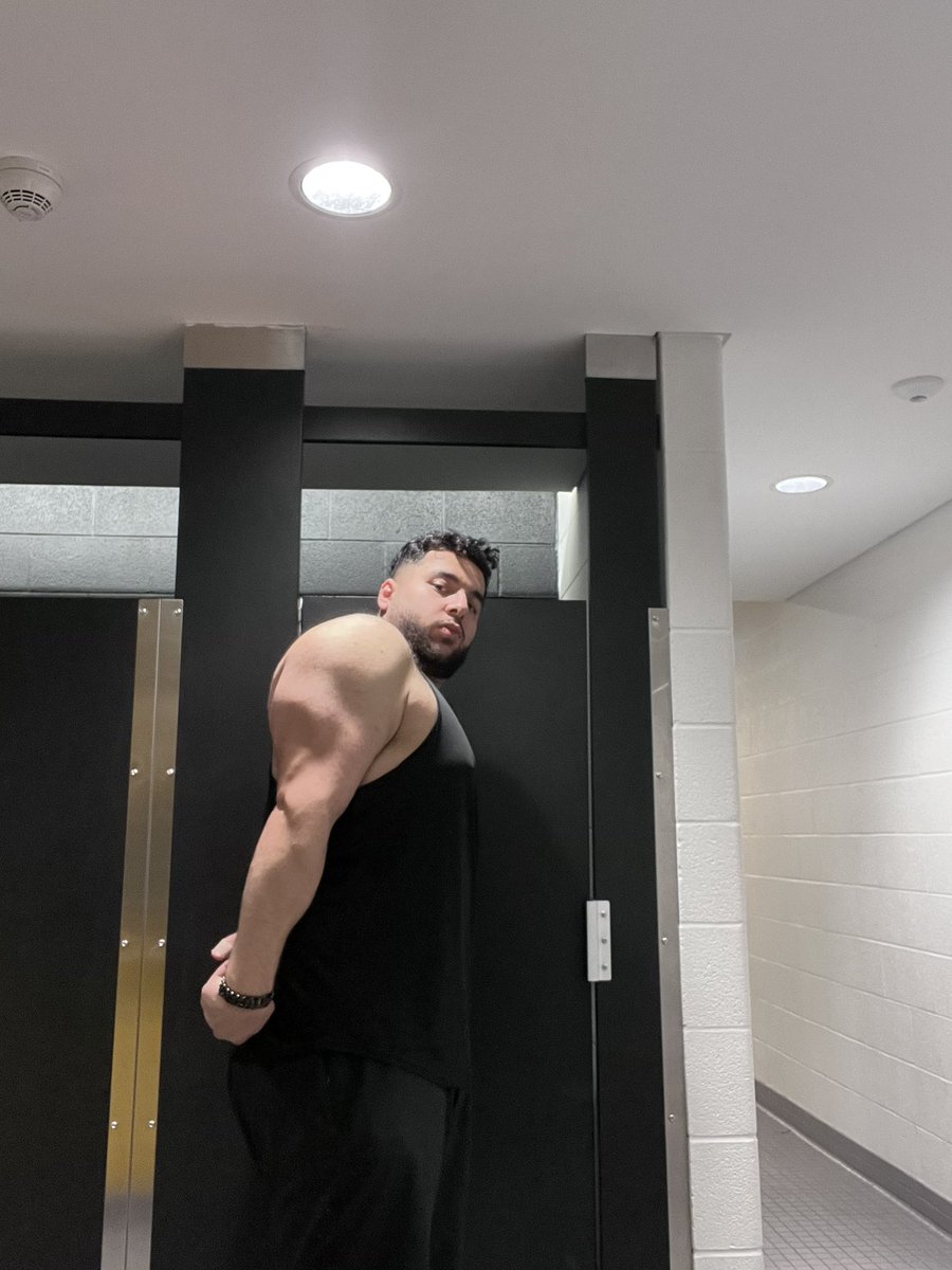 Altima_RL's tweet image. Some progress pics

First pic: December 8th 2024
Second pic: November 22nd, 2023
Third pic: November 8th, 2022