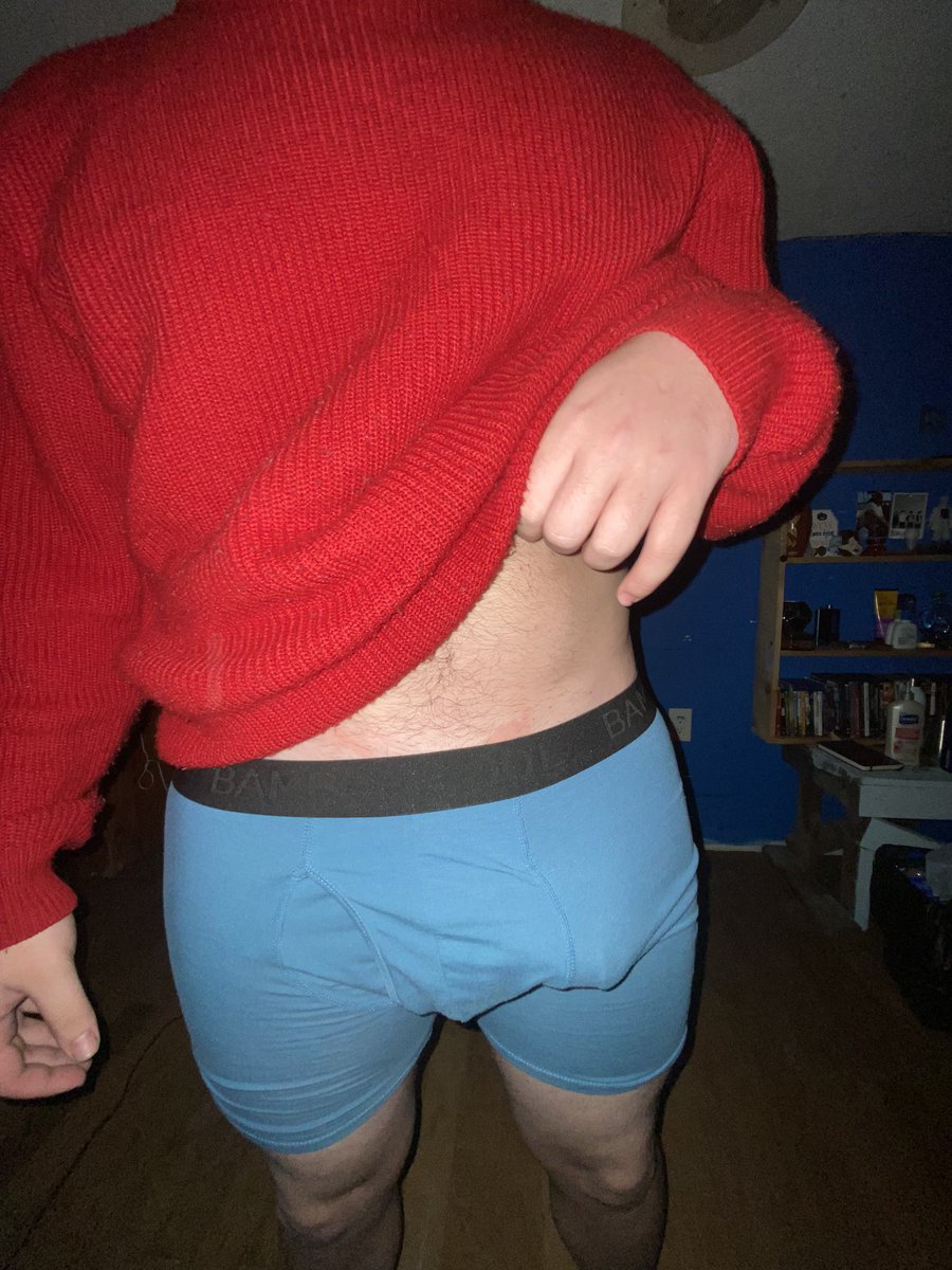 jbird1709's tweet photo. 20 
Not new to nsfw 
Mommy issues 
Ask for my menu https://t.co/9RxJZ04D7E