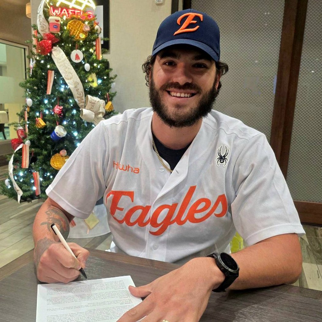 球団発表】ハンファは新外国人選手として日本ハムと楽天でプレーしたコディ・ポンセ（CODY PONCE）投手を獲得。契約内容は契約金20万ドル、年俸 80万ドルの総額100万ドル（約1億5,300万円）（写真：ハンファイーグルス）。 （経歴と成績）→ https://t.co/zRaDKthbJl  ...