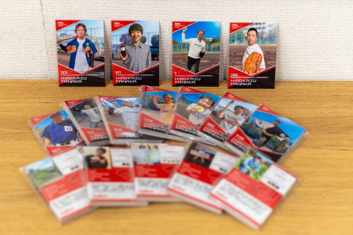 PhotoGoods_JP's tweet photo. 元近鉄バファローズ投手も登場⚾️ 
さらに、背番号の順番を並べるゲームや誕生日をタイムライン化するゲームも楽しめる新感覚🎮
13年の時を経てトレカで再会した4人のドラマも見逃せない✨ 

#大興印刷 https://t.co/gPU6N23WLR
