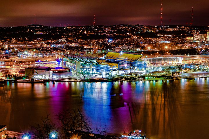 PittsburghBeaut's tweet photo. The #PittsburghBeautiful image of the night.  Enjoy!
#Pittsburgh https://t.co/OaJz3jrNBd