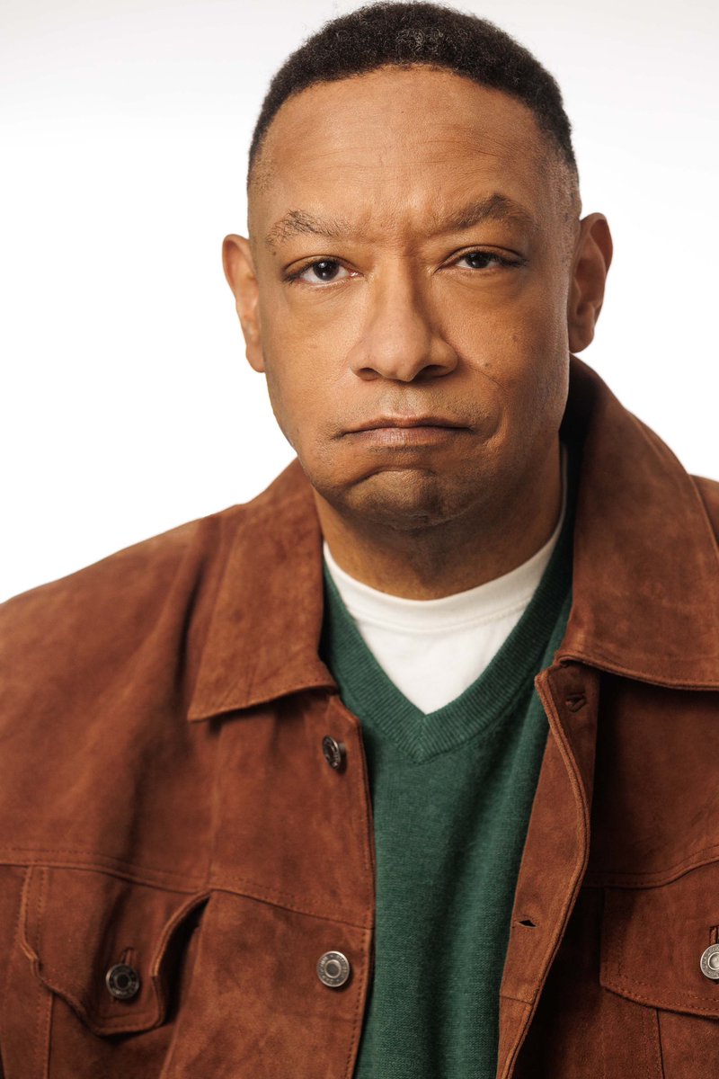 reggieh69's tweet image. headshot number two. my agent wanted the one on the left i liked the one on the right. #reggiehayes #reginaldhayes #girlfriendsonnetflix