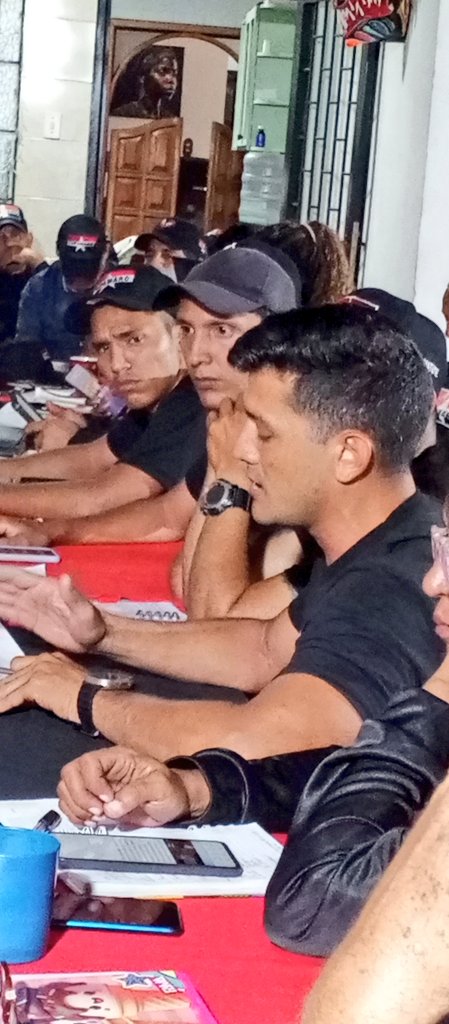 Eduar Medina Secretario de Organización del estado <a href="/GuaricoMRT2/">X Oficial TUPAMARO GUÁRICO</a> durante el desenlace de la reunión de la Dirección Nacional Ampliada recalcó que en el territorio está una militancia con la moral en alto consciente, Rebelde y reseteada con <a href="/NicolasMaduro/">Nicolás Maduro</a> conductor de victorias.