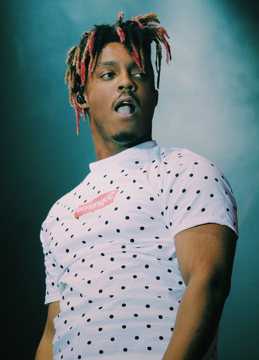 triplegunn's tweet photo. 🚨 PETE SAYS BLOODY BLADE WILL BE RELEASED WITH A SHORT MOVIE

“Juice personally told me what he wanted to do with Bloody Blade… that song needs to come out. He wanted to make it into a whole movie, like how Kanye West did the MBDTF short film.”

Via @unnecessarypete @x2bucky https://t.co/UCYF0slWaI