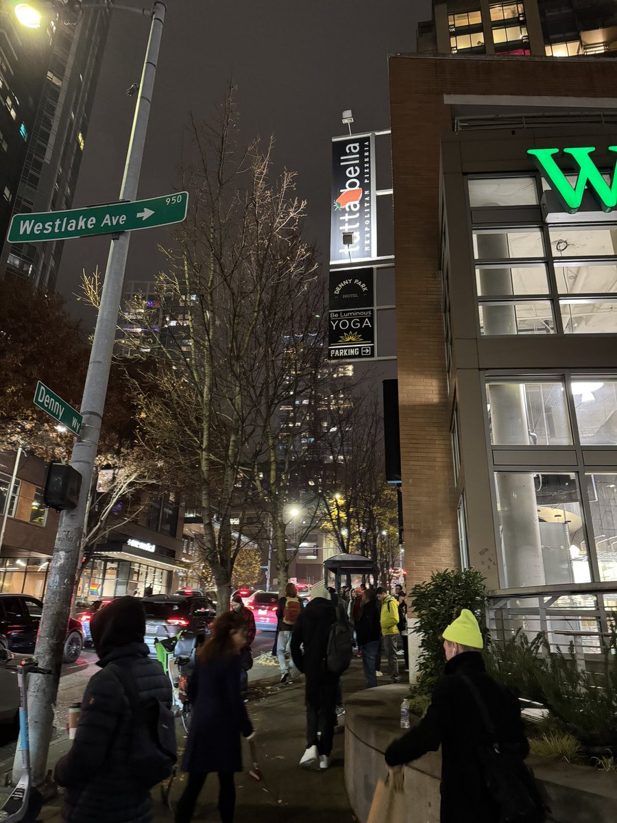 Fix the L8 tweet media