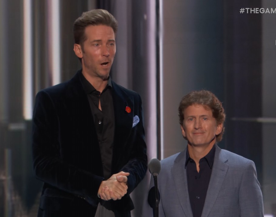 Royasux's tweet photo. Is Troy tall or Todd short?
#TheGameAwards https://t.co/ojzqQBw4oH