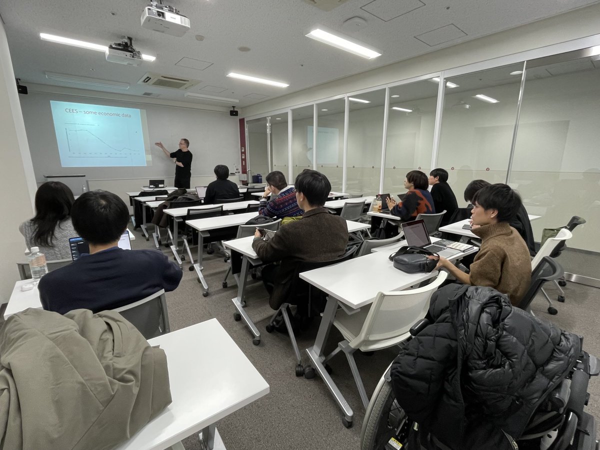 Guest lecture series on democratic backsliding in CEE, Ukraine war and its consequenes for CEE region at four top ranked Japanese universities, Sophia University Tokyo, Doshisha University Kyoto, Keansei Gakuin University Osaka and University of Kobe. Thanks Japan 🏯🇯🇵💴