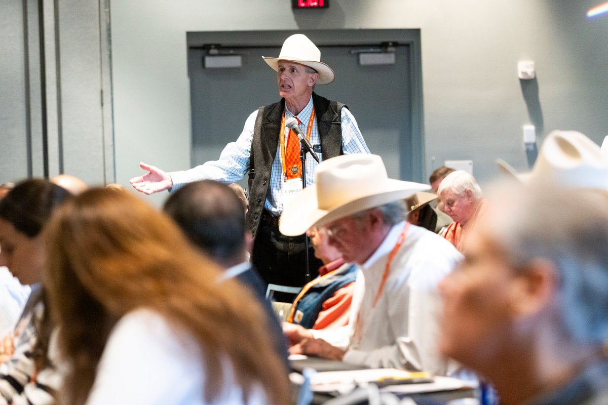 CattleCon tweet media