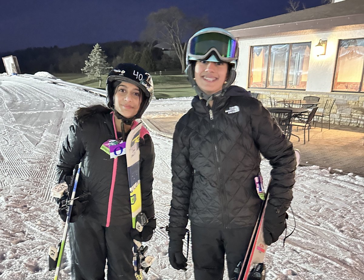 WHMS SKI &BOARD CLUB tweet media