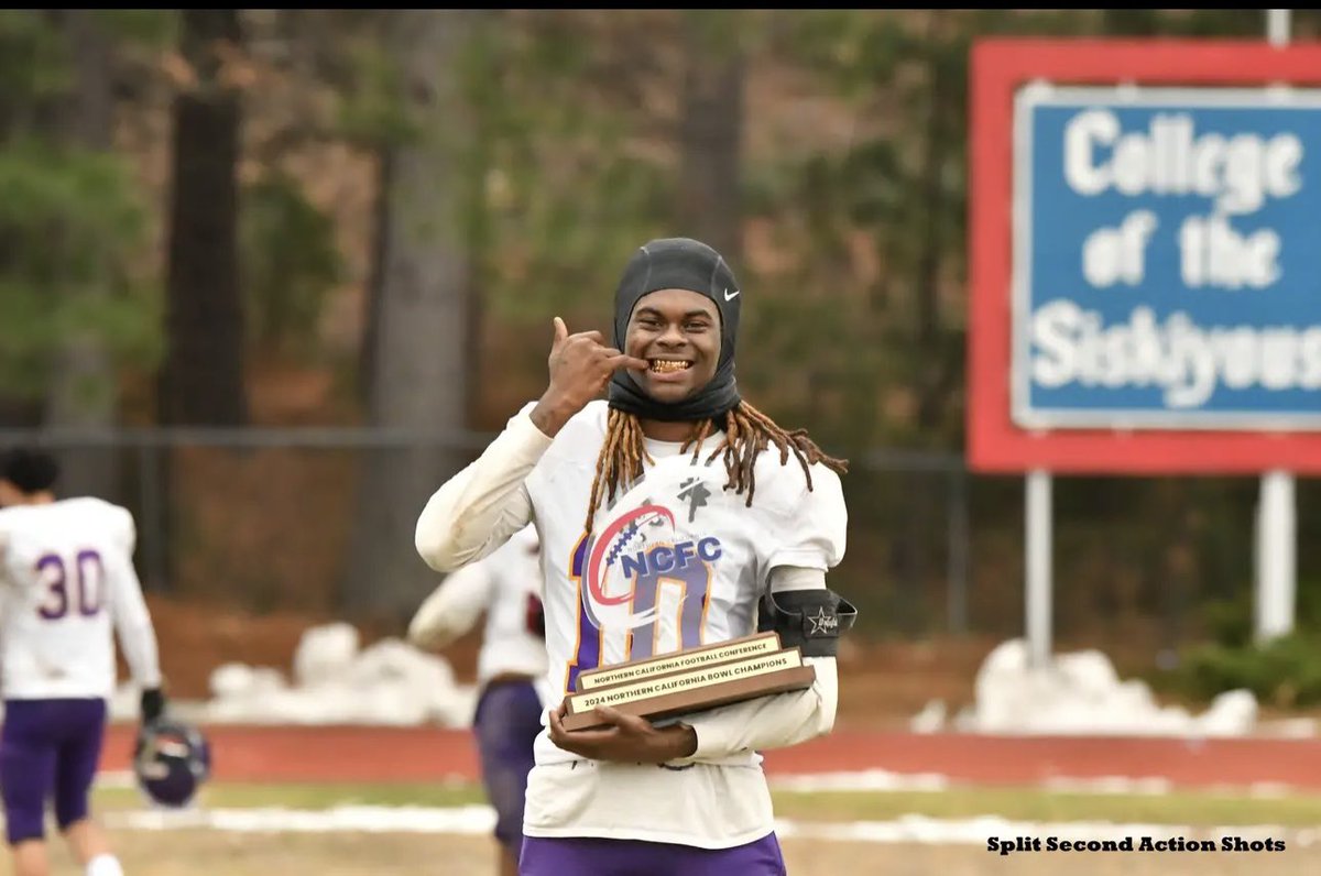 Amari_Winston1's tweet photo. FULL SEASON HIGHLIGHTS!
6’ 150lbs
18 PBU
3 INTS
30+ Tackles
3x2 ELIGIBILITY LEFT
SPRING GRAD ‘25
NorCal Champs 💍
@coachjwink @IamTDuran @BrandonHuffman @CoachT1A @CoachRayy @CoachT1A @Joffre74 @JesusCarbajal44
https://t.co/4CsV7xS7io https://t.co/fGU4jSNWNM