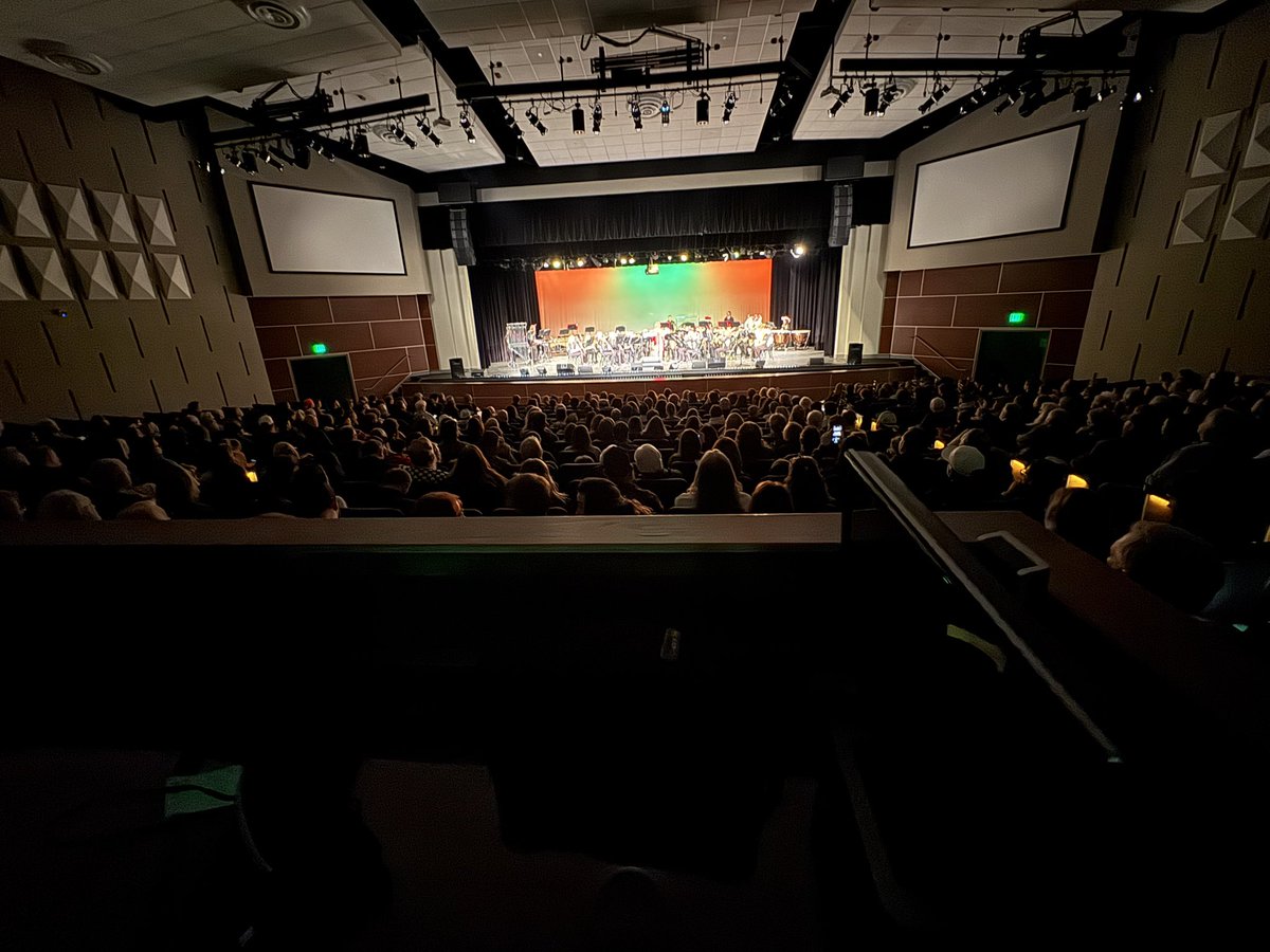 AIMEE BATES tweet media