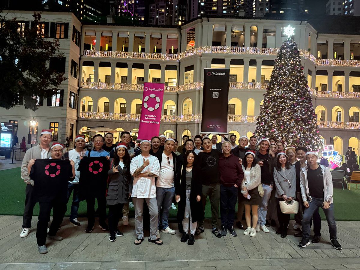 PolkaPort_East's tweet photo. An early WUDmas here in HK for our last @Polkadot meetup of the year.  thank you all for swinging by and to our dear cohosts @cyberport_hk and @8DAO8DAO 🎄

PS. specials thanks to @gavunwud https://t.co/FyxRRVep7v