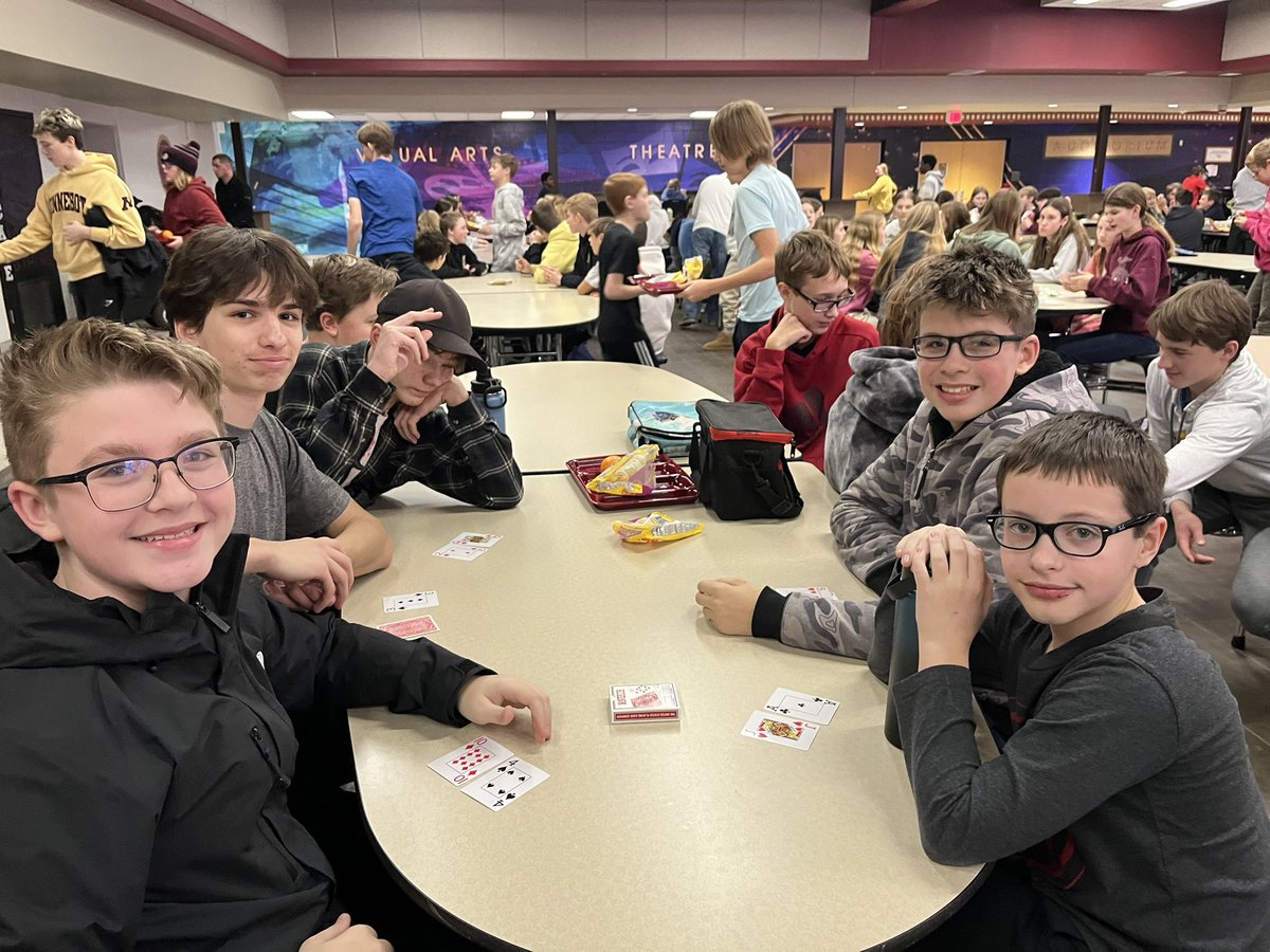 kaschafer1978's tweet image. Trading texts for tricks and turns! 📵➡️♠️ Lunchtime at Pine Island Middle School is now filled with Crazy 8s, Go Fish, and epic card game showdowns. Who knew putting phones away could deal so much fun? 🎉 #UnplugAndPlay  @MSHSPI