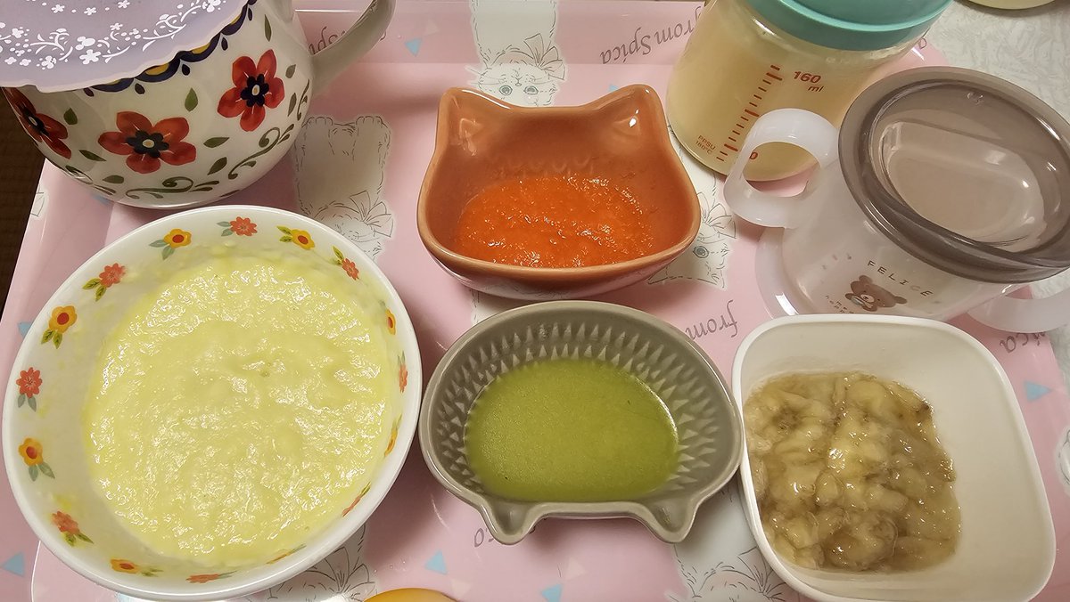 離乳食作って初めて知ったけど、食感残して煮た野菜より、ハンドブレンダーでペーストにした方が、甘いしうまいんだよなぁ〜人参とかペーストだったら1本いけそうwカブもペーストの方が好きwまぁ子が食べるから私関係ないけど🤣