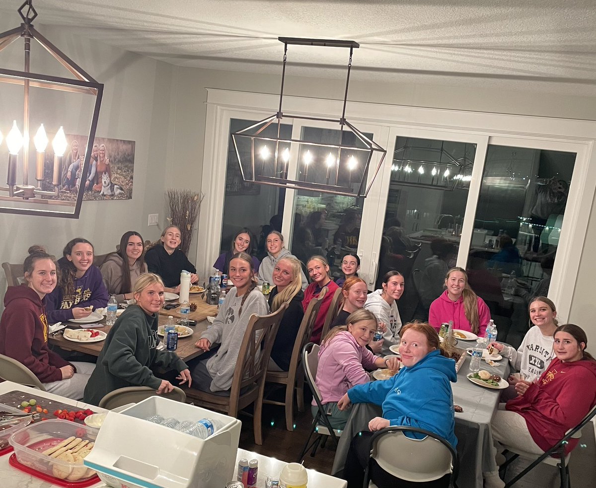 NorwalkGBB's tweet photo. Thank you to the Travis and Van Zante families for hosting our team dinner this week! The girls are back in action tomorrow night at Pella Christian! #FAMILY 💜🩷 https://t.co/z2ShxG6w6t