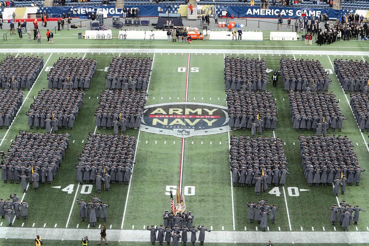 CSOonX's tweet photo. Would much rather "College GameDay" do 1 show next week &amp; be at the Army-Navy game on Saturday.

Army-Navy is the purest rivalry in sports &amp; the last part of college football that hasn't been sold out for an extra buck. https://t.co/iluuMMw9F9