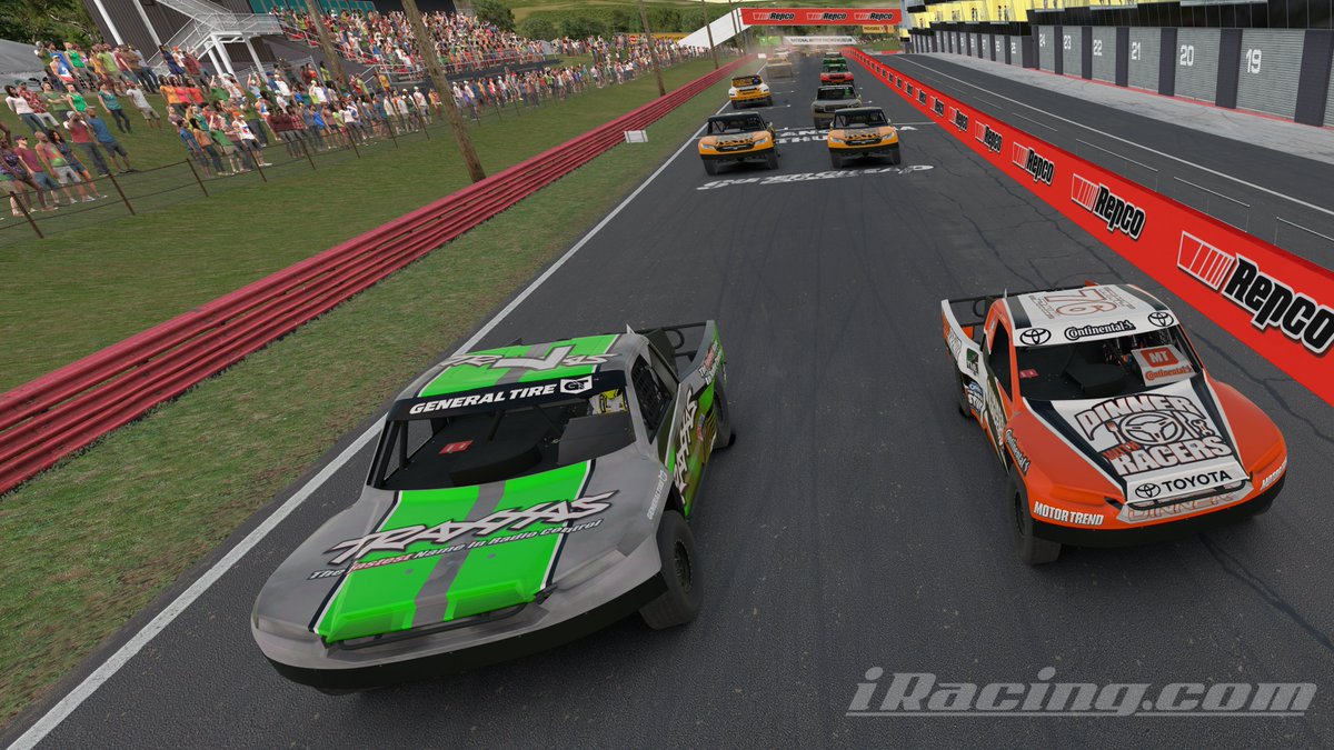 Dogathan's tweet image. Had a blast Thank you @continentaltire @marcmillershow @RyanEversley , Sean the @DWRshow Staff and all the competitors!!! 
Started up front ran well untill the Commentators Curse got me when the snipe was put out!! So much fun can't wait for the finals next week!!!