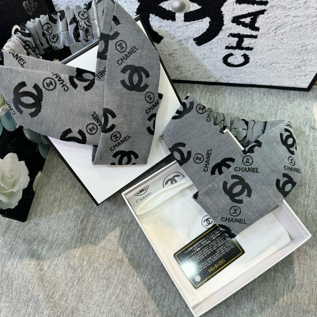 wei85803's tweet photo. Headband Headband hair clip https://t.co/lSucpqV5gG