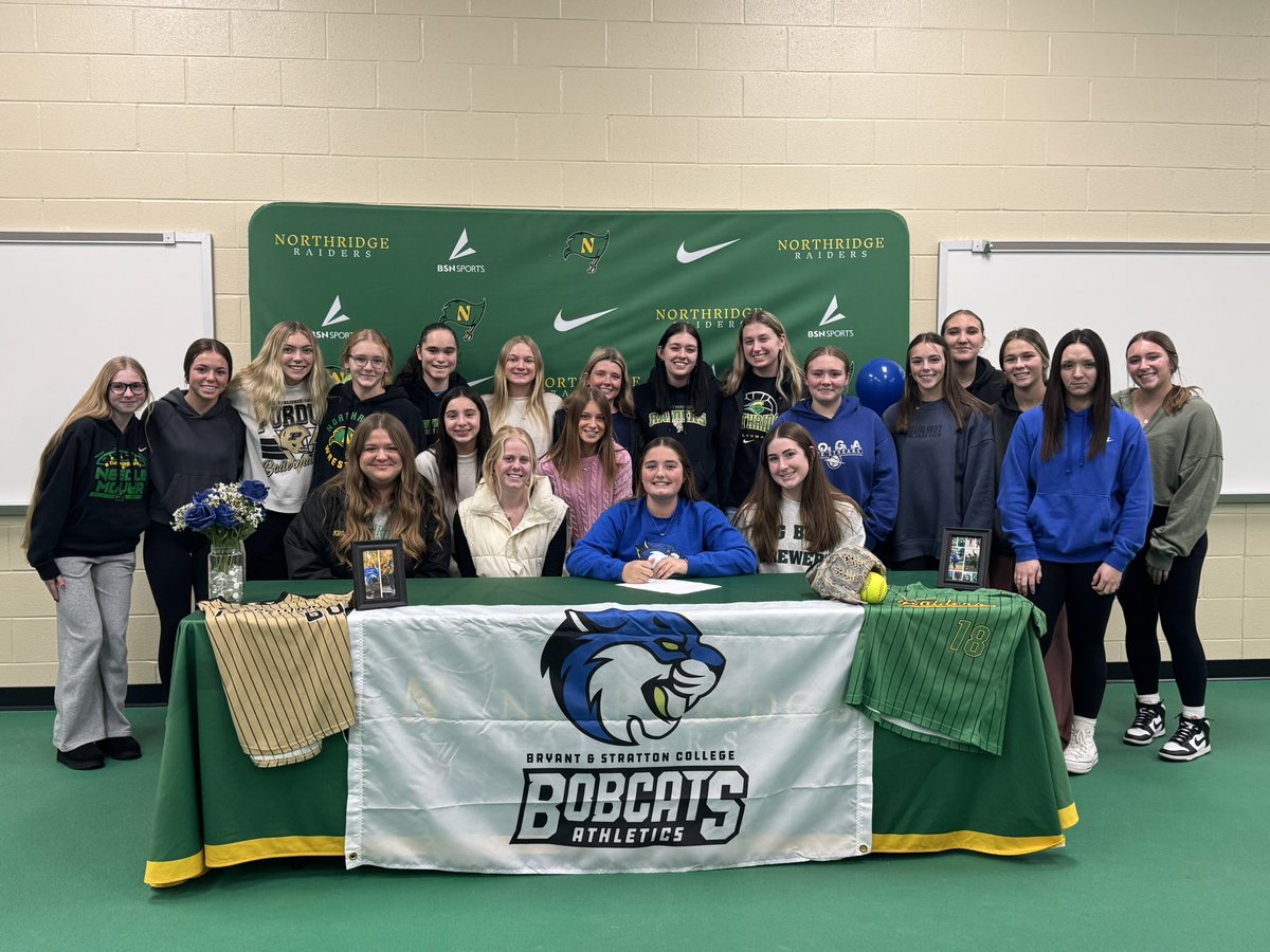 KnisleyAddison's tweet photo. It’s official!💚🤍💙🐾 @NRaiderSoftball @nridgeathletics @CoachDeanHerman @CoachEHayworth @MichianaAthlete https://t.co/XbslBZgx0v