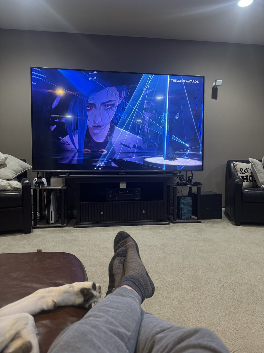 toddfuller's tweet photo. @grace_dustin Proud former boss/friend moment. One of my favorite parts of the Game Awards, Grace. https://t.co/Y7tqw2hEZn