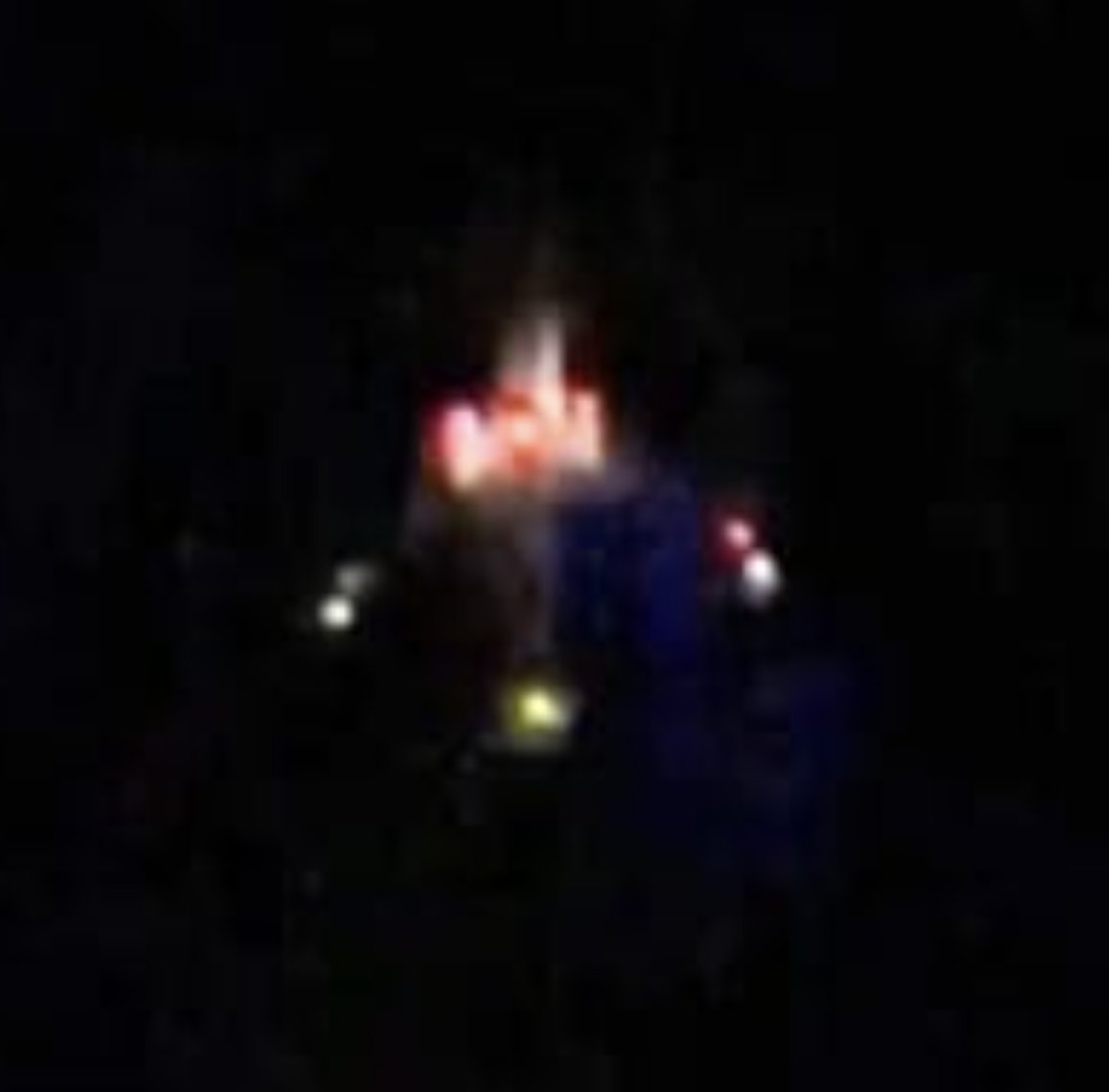 michaelshermer's tweet photo. Re those mysterious UFO drones over New Jersey: 
What could they possibly be? Let's see...
—long cylindrical tube
—2 big wings in front
—2 small wings in back
—blinking lights matching FAA required pattern...
I give up. I guess we'll never know. https://t.co/Cu36luBVZ3