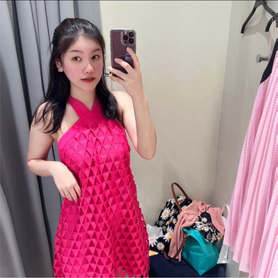 Fah55663's tweet photo. ไม่มีหรอก คนที่อยู่ข้างเคียง มีแต่เหนียง ที่อยู่ข้างคอ🐷🐷
id：0994312420mm https://t.co/Fe79xmo8Z9