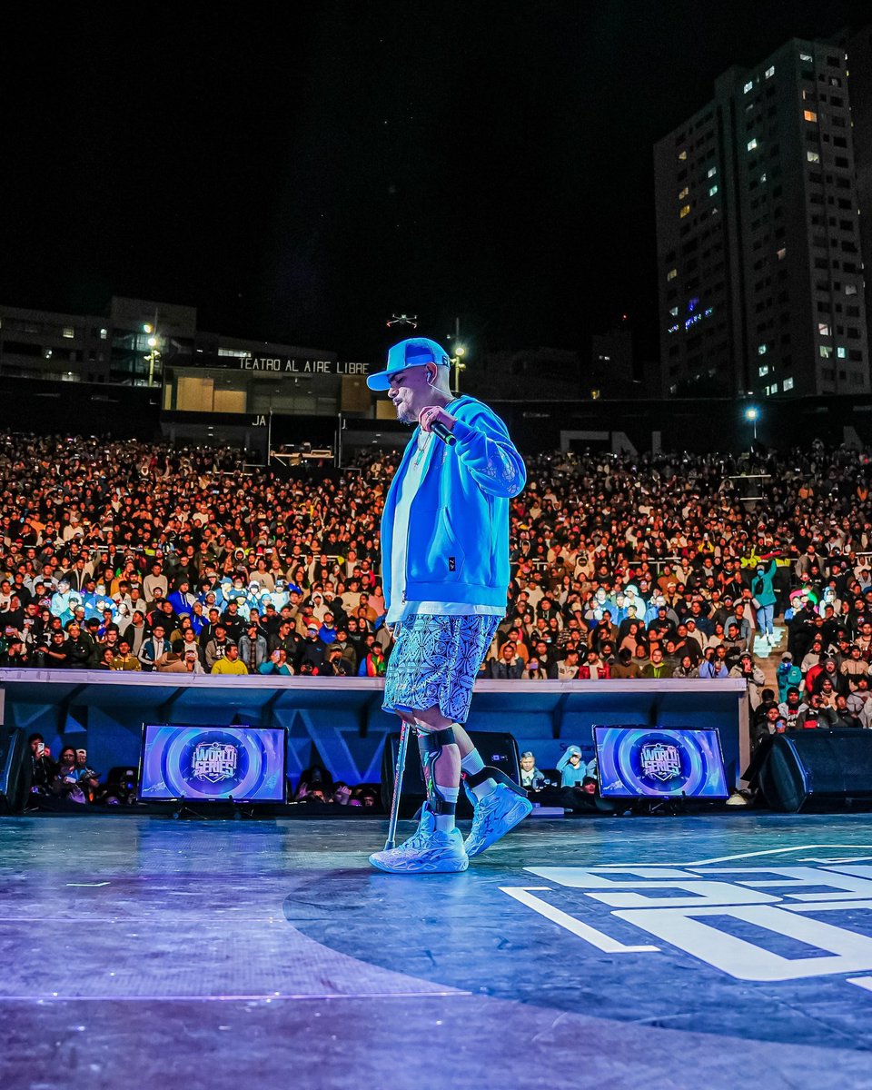 6/6 puntos en la primera fecha para Aczino. Hasta en muleta, su magia sigue intacta.

Jamás duden del GOAT. El freestyle sonríe por tenerlo de vuelta.