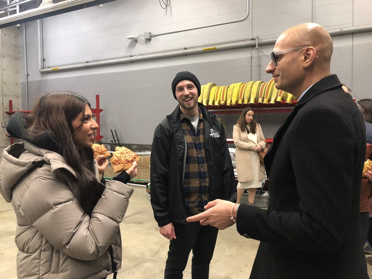 SteveKooner's tweet photo. Had a fabulous time at the Lighting of the Firehall Christmas Lights event at the Richmond Firehall #5 Hamilton at 22451 Westminster Hwy!
#richmond #hamilton #firehall #christmas #lights #bcpoli https://t.co/5GRe0qYcE9