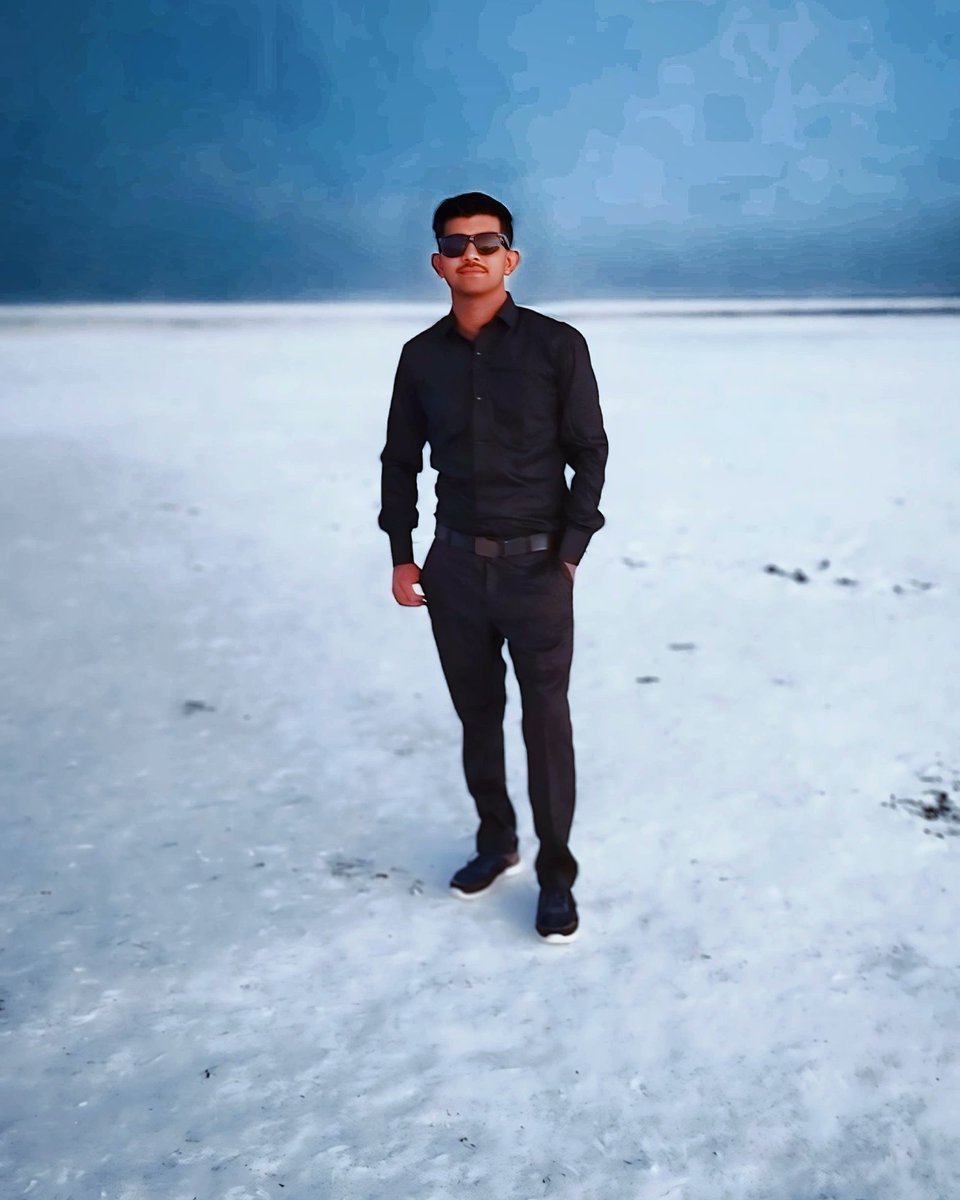 Shermohmad9's tweet photo. Rann of kutch 🫰
#GoodMorningXFriends
#XRPArmy #twitch

#OneNationOneElection #Tommavi  #Guessing #33rdMegaFreeEyeCamp #trendingaudio #trending https://t.co/ID2QigtVDs