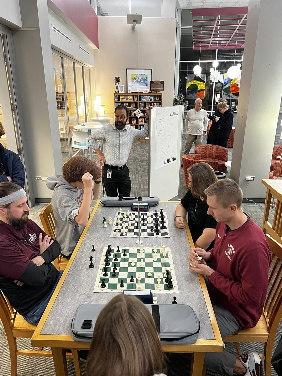 KlobnakTeri's tweet photo. Congrats to Mr. Untch and Chris for winning the Teacher Appreciation Chess Tournament. @Sequoits @CoachMunda1 @JonnyUntch @BerrieMichael https://t.co/1o4CKetWTP